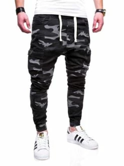 Bestpreis 🔥 Hosen Behype Cargohose DJANGO In Schwarz Günstig Kaufen 🛒 -Behype Verkäufe behype cargohose django in schwarz 1